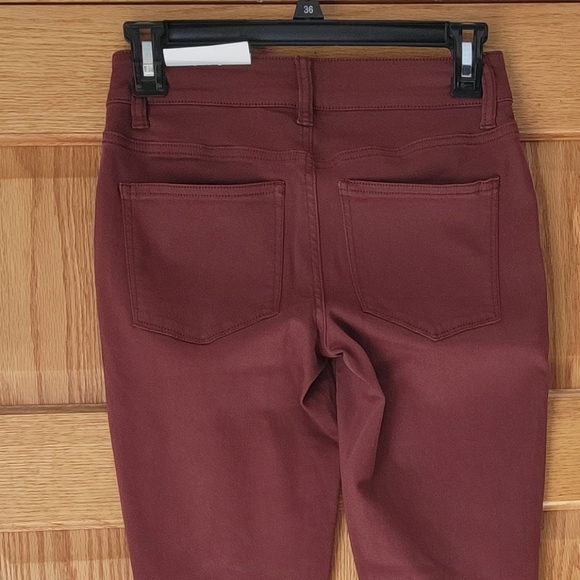 Maurcies Jeggings - Picture 2 of 3